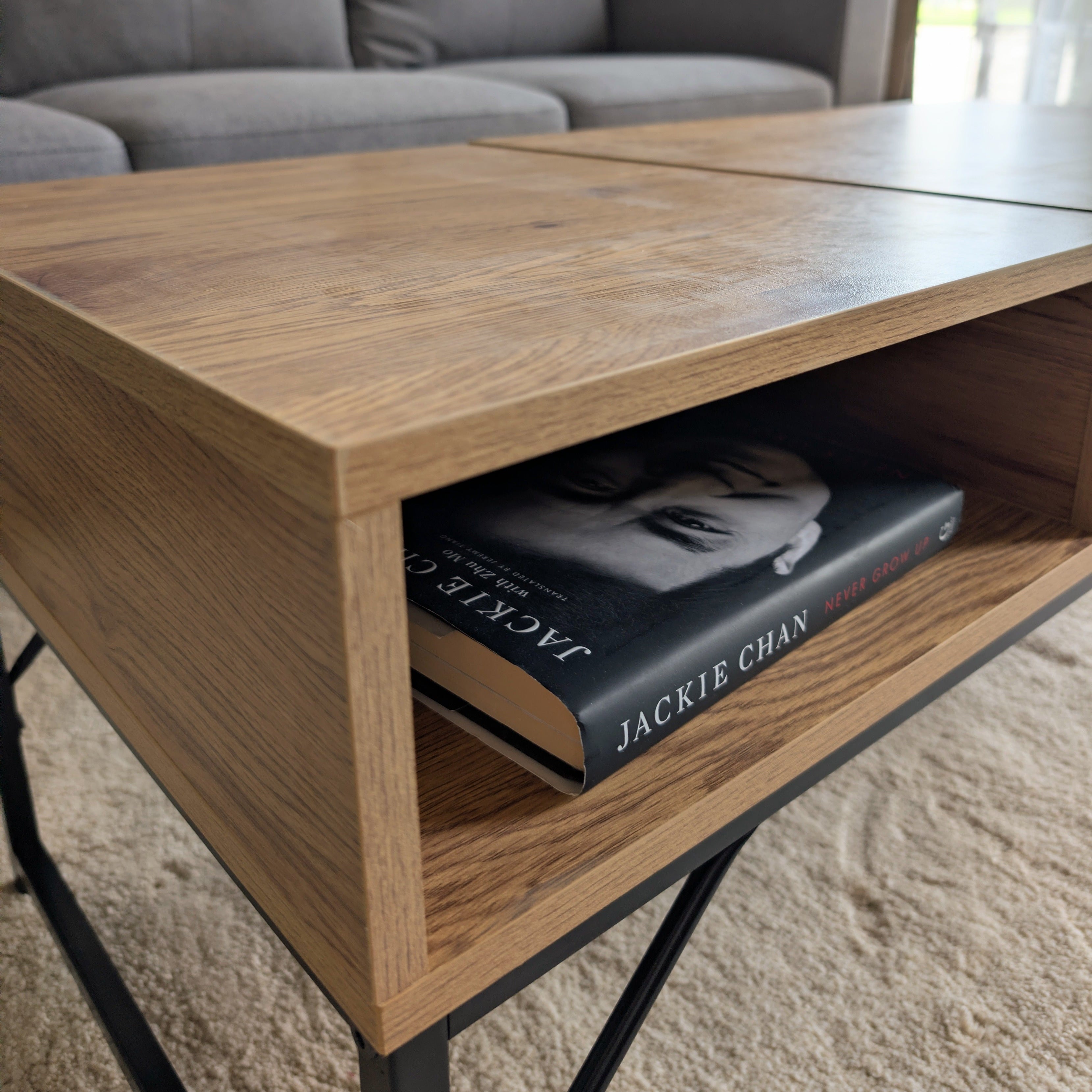 Lift top coffee table corner view close up