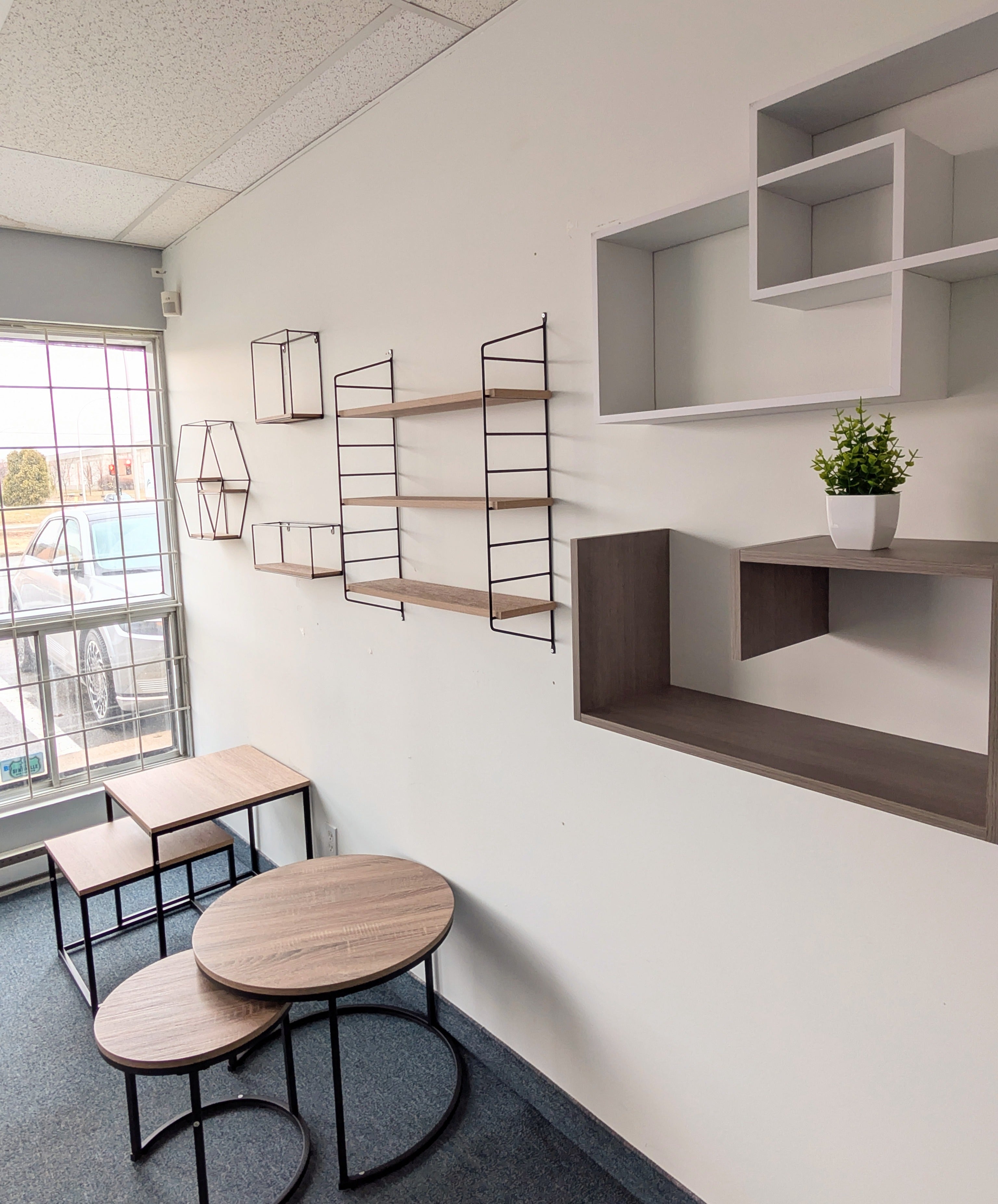 Dual Layout Standing Shelf | Zynix Canada