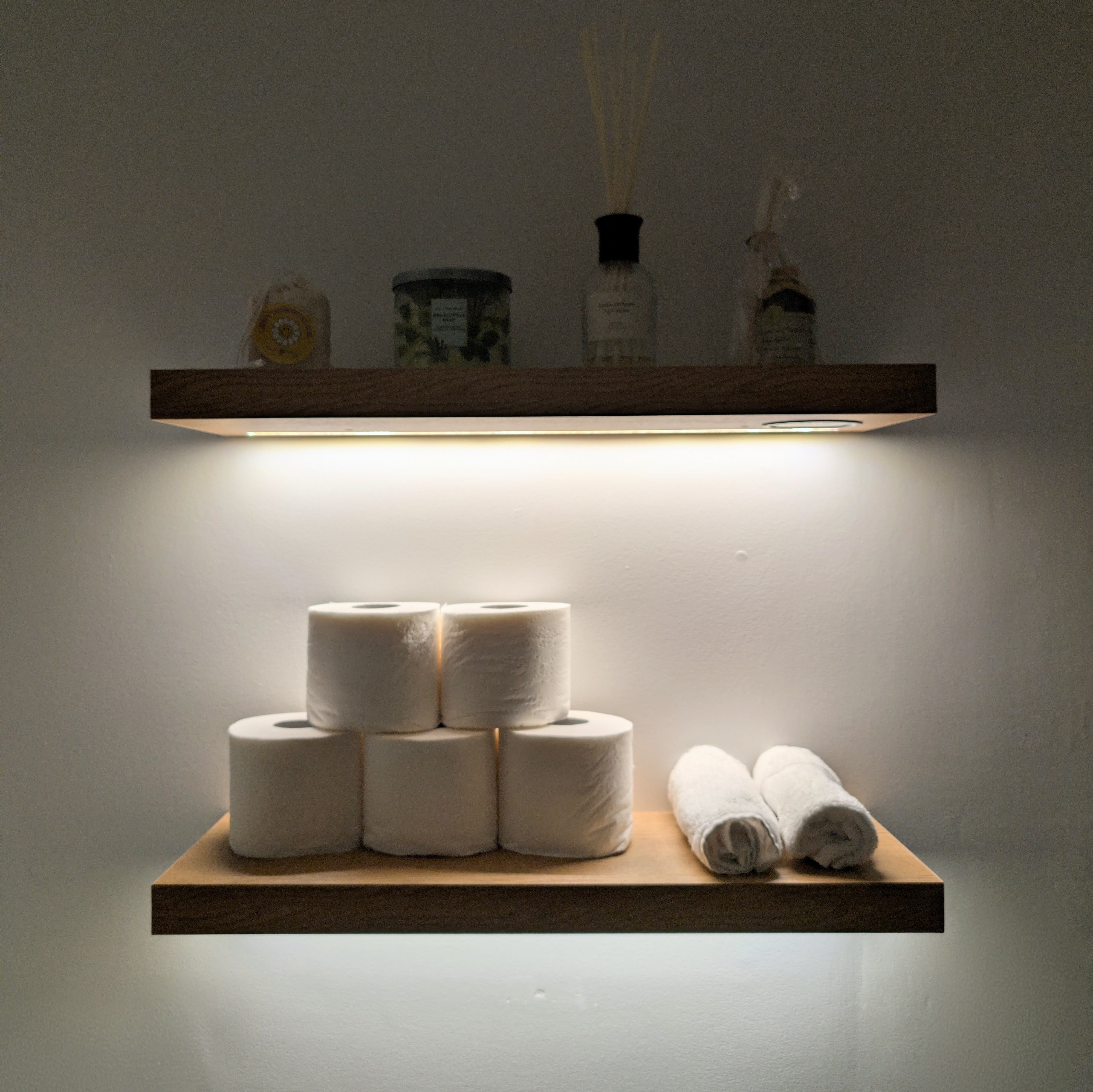 Zynix Floating Wall Shelf 60cm | LED Light, Yellow Oak